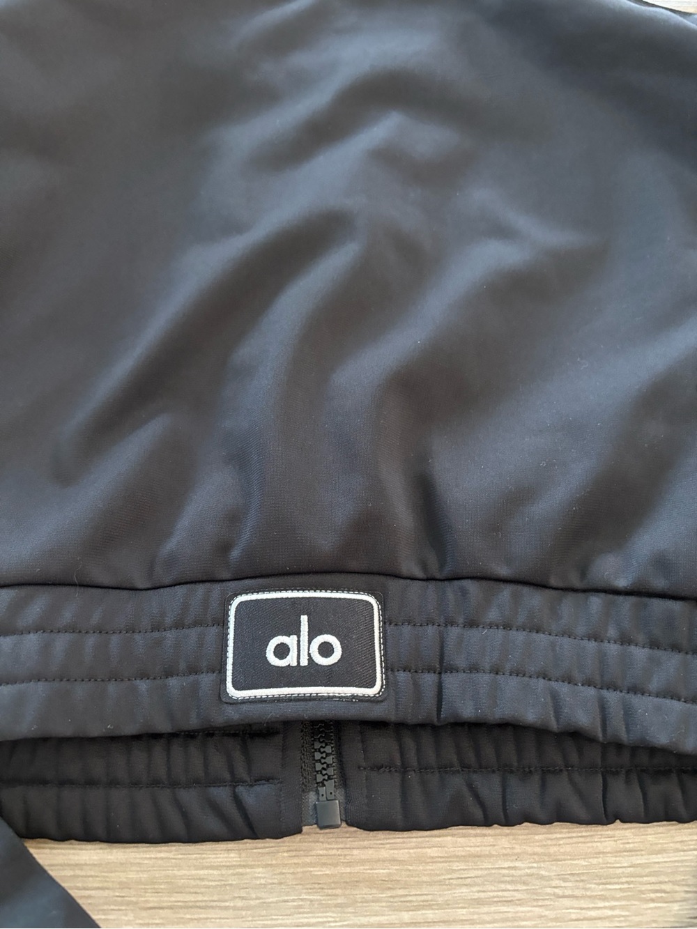 alo yoga jacket - Picture 4 of 5